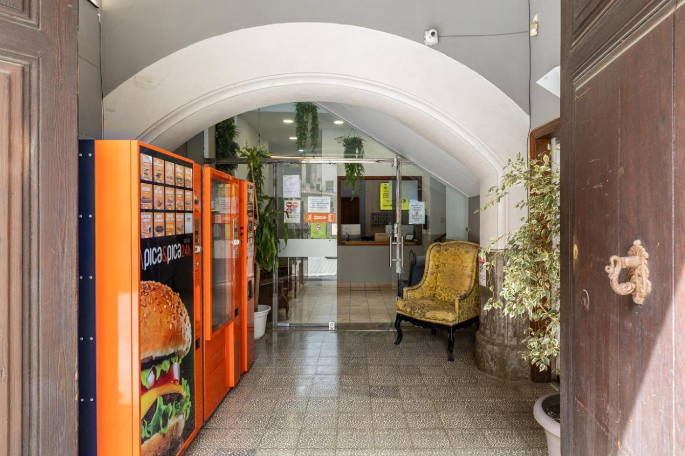 El Josemari Youth Hostel - Albergue Juvenil Пальма-де-Майорка Екстер'єр фото